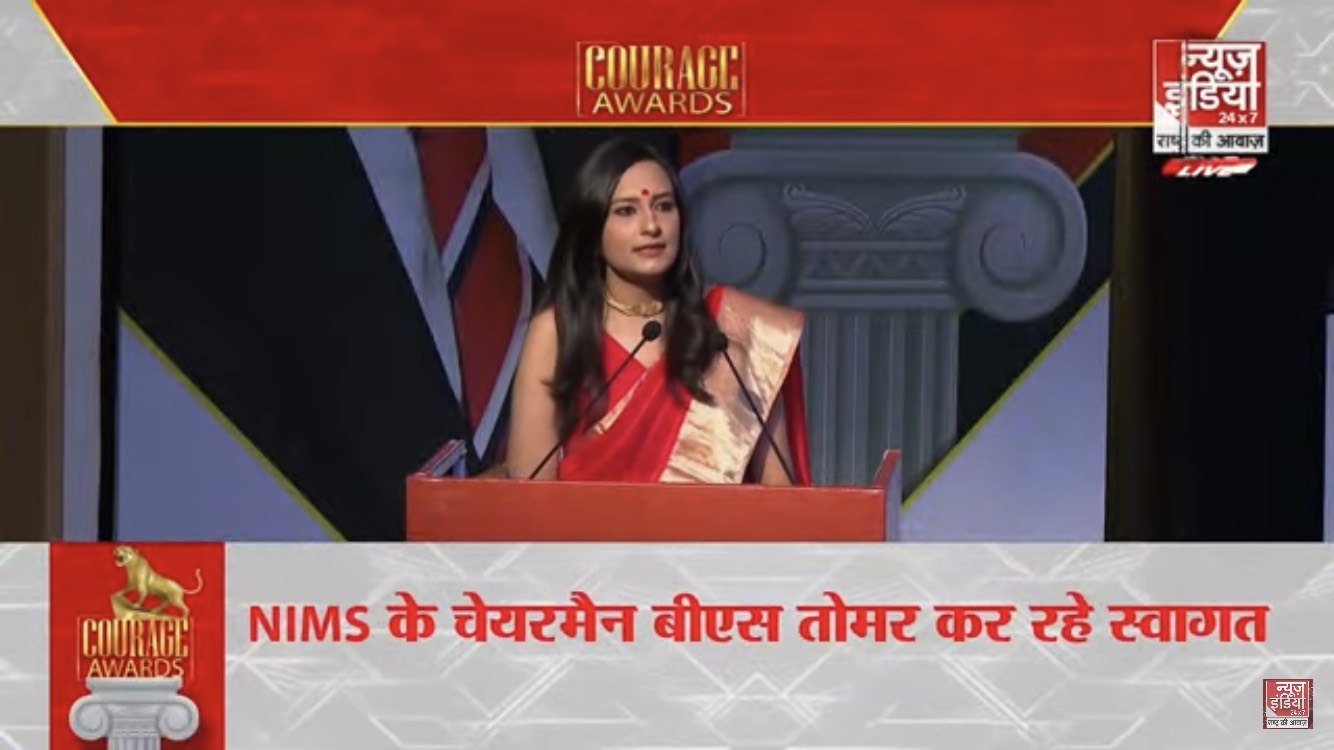 Best Female Emcee in Delhi/Gurgaon/India News India Award Ceremony Event